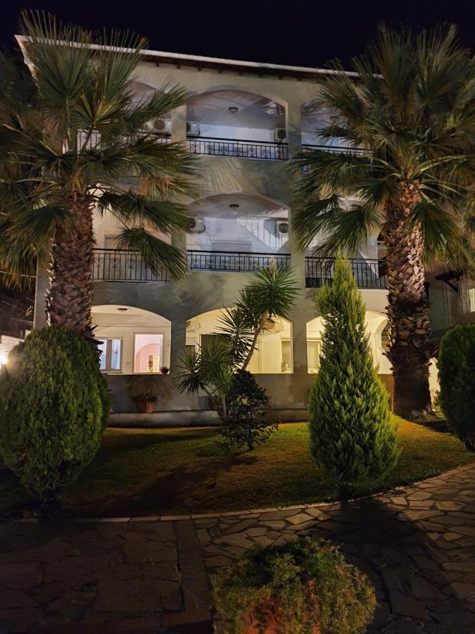 Hotel Pefko نيوس مارماراس المظهر الخارجي الصورة