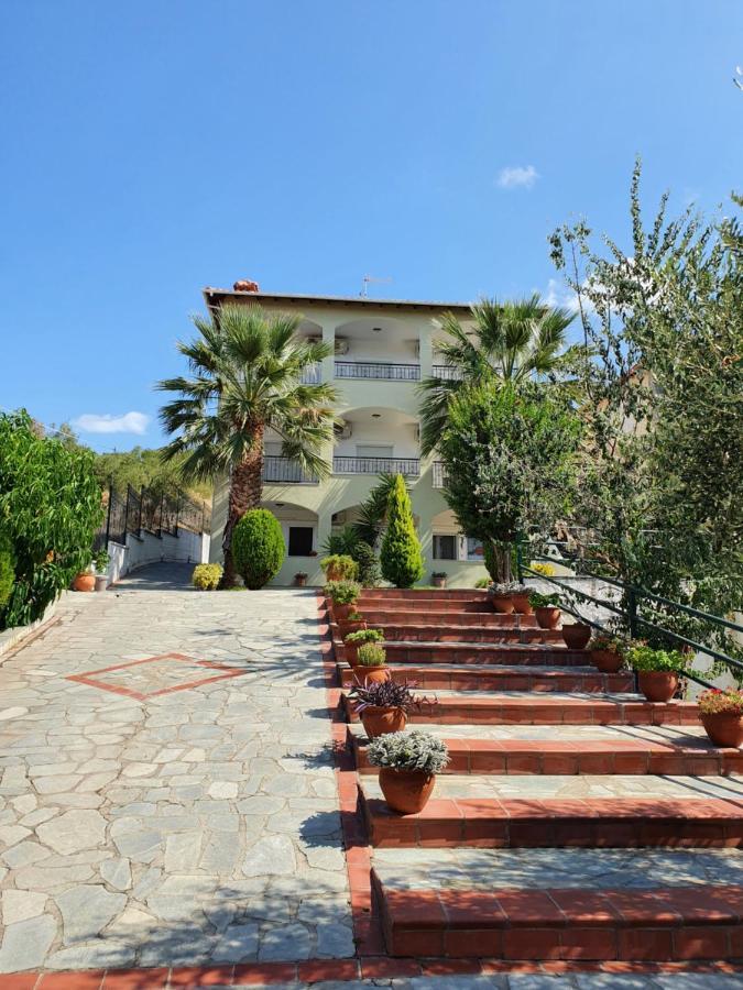 Hotel Pefko نيوس مارماراس المظهر الخارجي الصورة