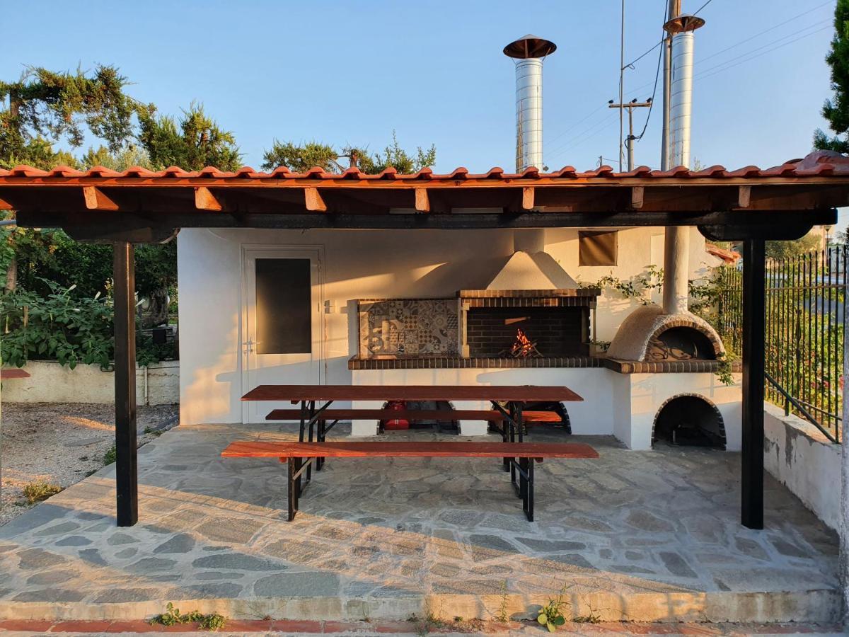 Hotel Pefko نيوس مارماراس المظهر الخارجي الصورة